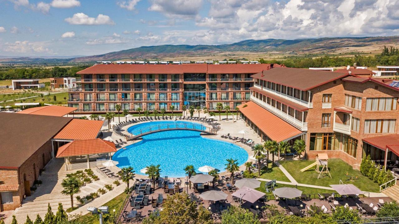 Ambassadori Kachreti Golf Resort Kachretʼi Екстериор снимка